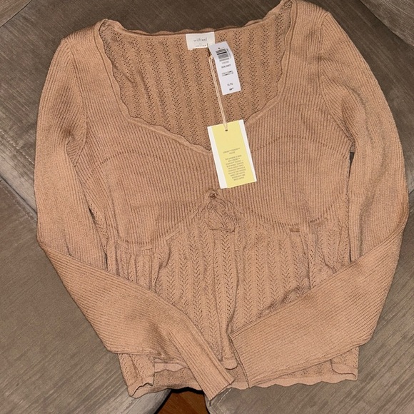 NWT Aritzia Wilfred Soloist Top - Picture 8 of 8